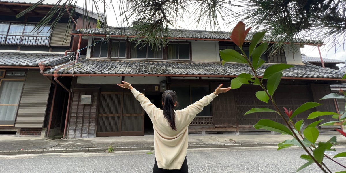 Z世代在日本购买了传统房屋，独自搬家开展业务