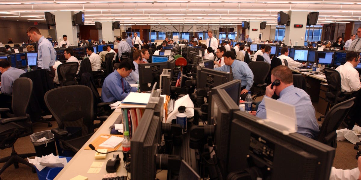 爱泼斯坦的生日书告诉我们他在华尔街的时间