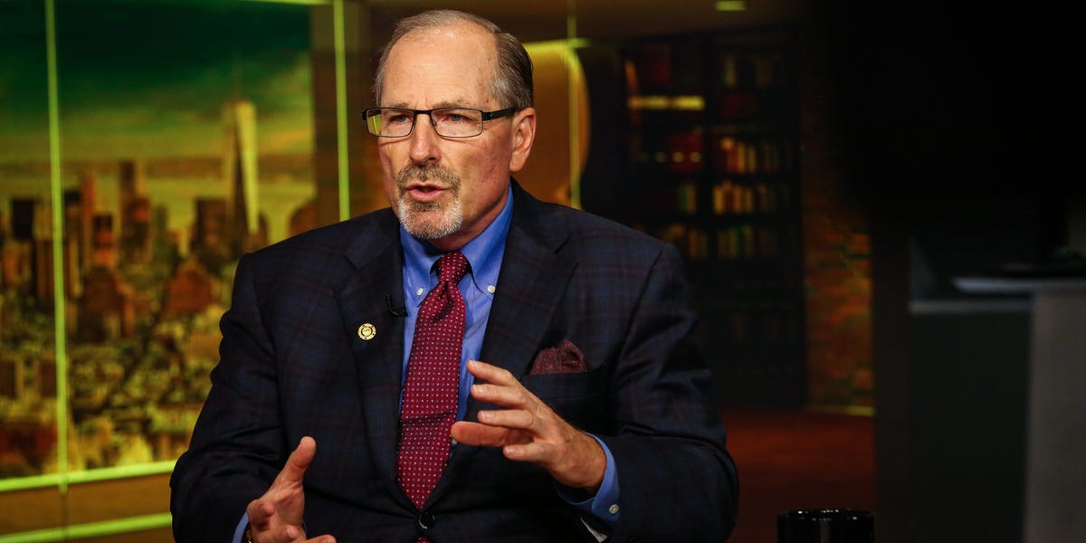 投资者追逐AI股票，例如追逐汽车，坠毁：Smead