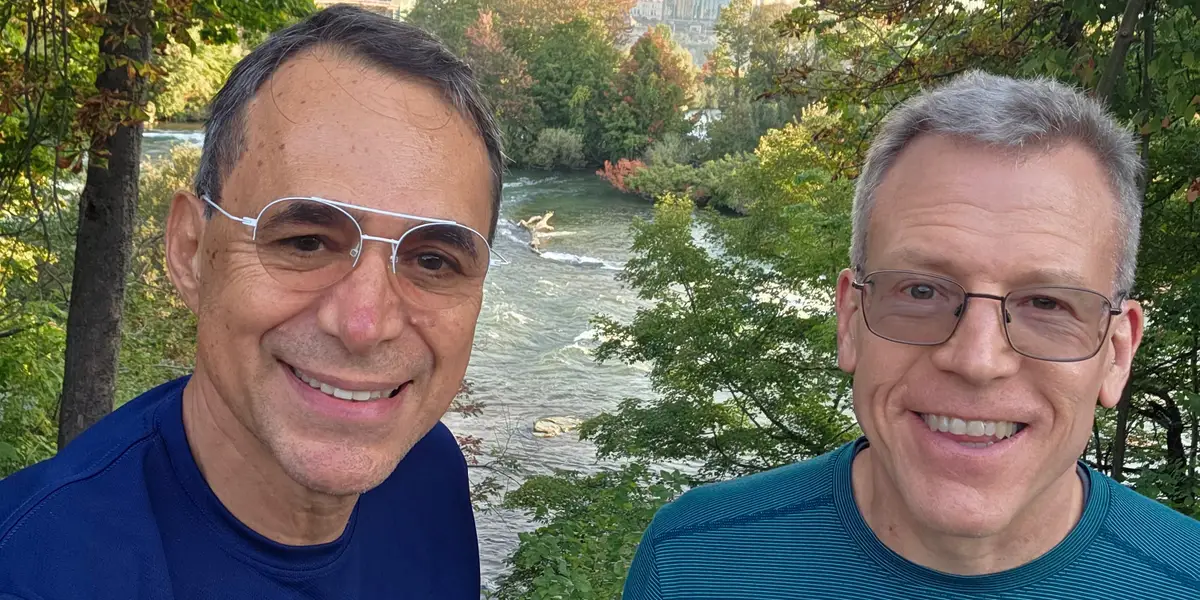 58 岁搬家时担心自己会孤独：一次邀请改变了一切