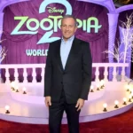 为什么鲍勃·艾格作为首席执行官没有推动迪士尼股票的复兴