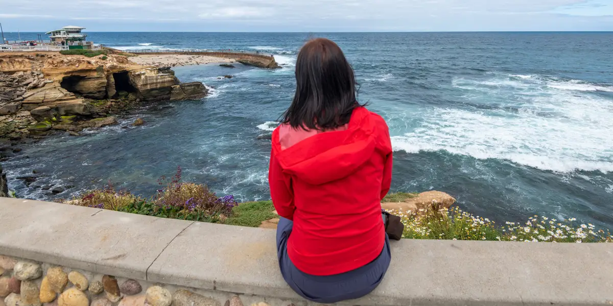 因为丈夫的工作搬到加利福尼亚州；我们分手了，但我留下来