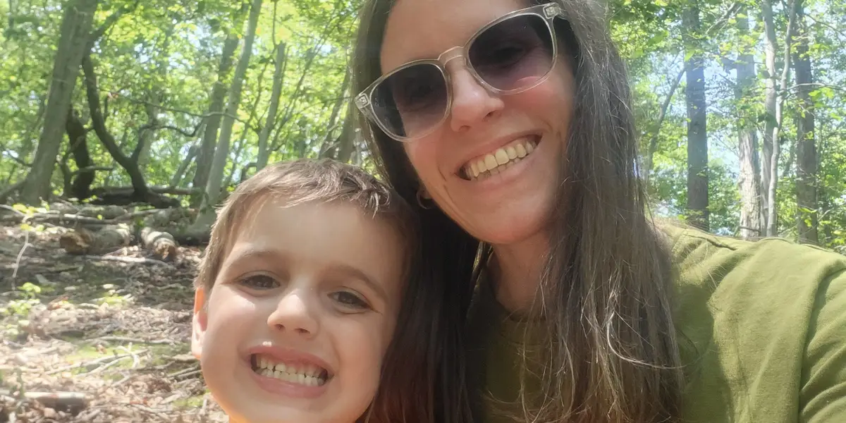 我与丈夫分居，但我们住在一起