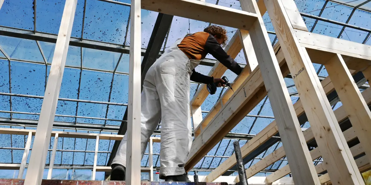 我们使用 ChatGPT 建造了小房子：人工智能最擅长和最差的是什么