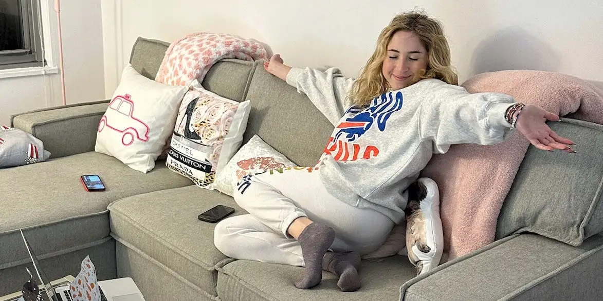 我独自搬进第一套公寓：充满挑战但收获颇丰