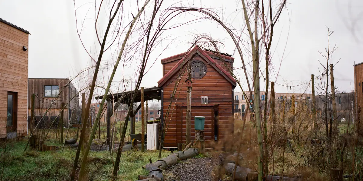 为什么参观一个小村庄让我重新思考住房所有权