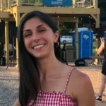 我与朋友和家人一起购买房产。其中一位在 Airbnb 上赚了超过 40 万美元。