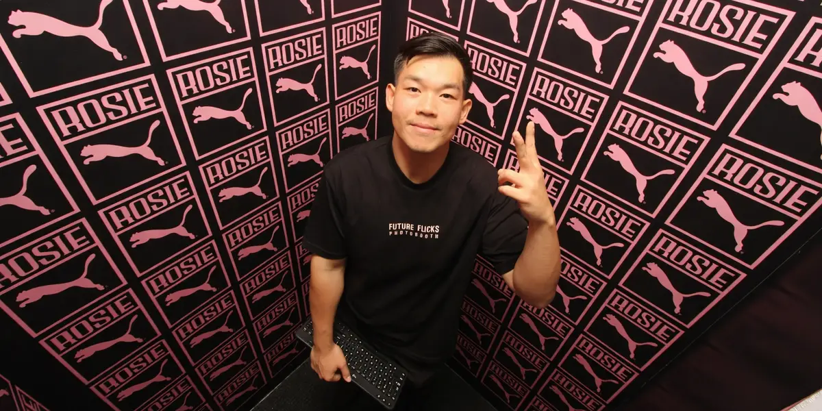 我靠照相亭副业每月赚 6,000 美元；替代收入