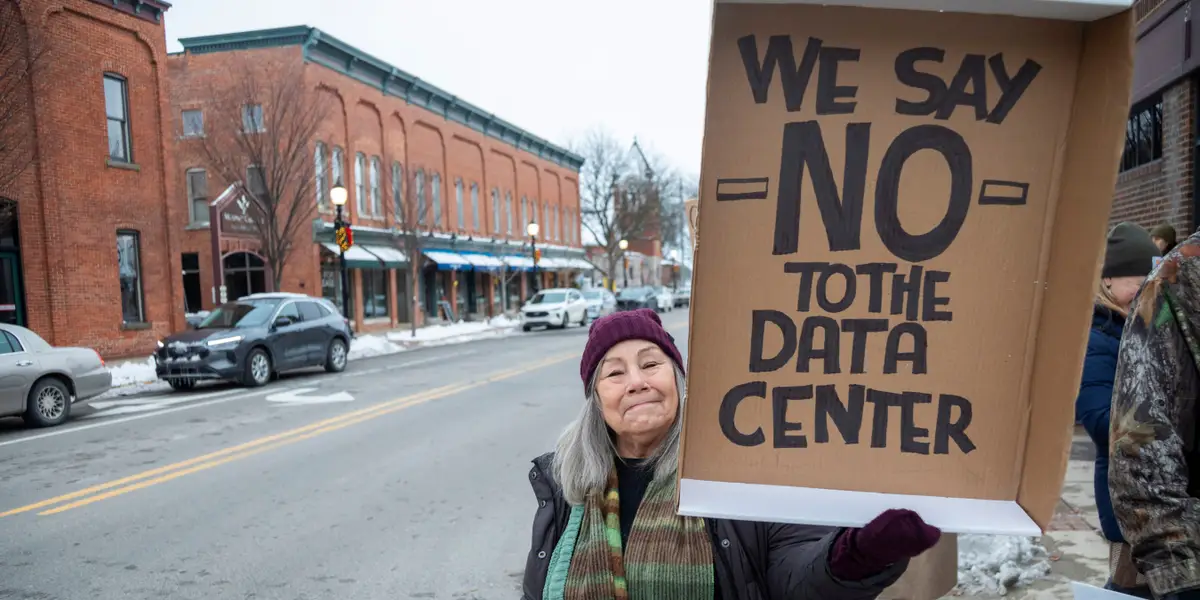 蓬勃发展的数据中心行业因面临越来越大的阻力而处于防御状态