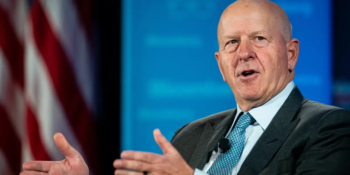 高盛首席执行官表示，伊朗冲突目前尚未削弱并购渠道