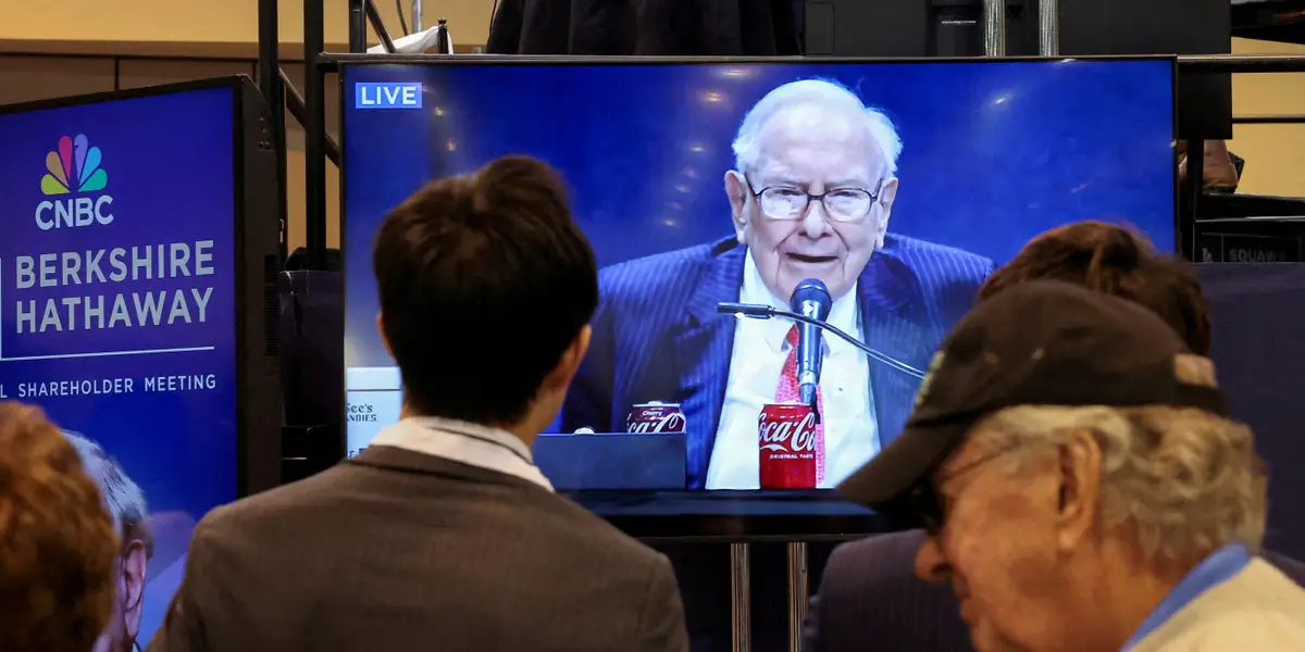 Deepfake 沃伦·巴菲特参加伯克希尔年度问答