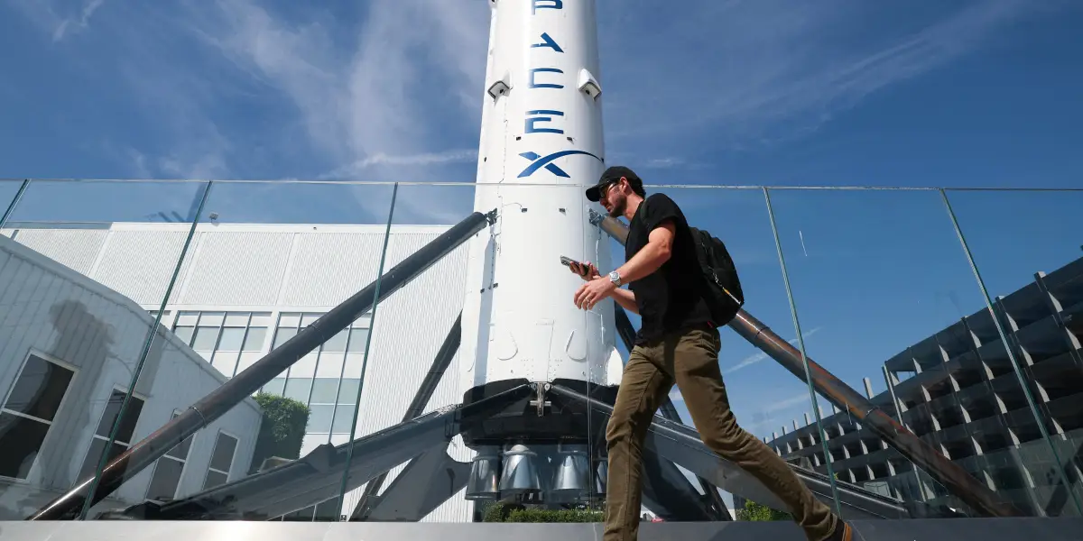 高盛将带领银行破纪录的 SpaceX 首次公开募股