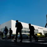 科技员工如何出售获胜股票并避免巨额税单
