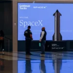 高盛和摩根士丹利用 SpaceX Gear 装饰他们的大厅