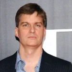 “大空头”迈克尔·伯里 (Michael Burry) 做空特斯拉、英伟达和卡特彼勒