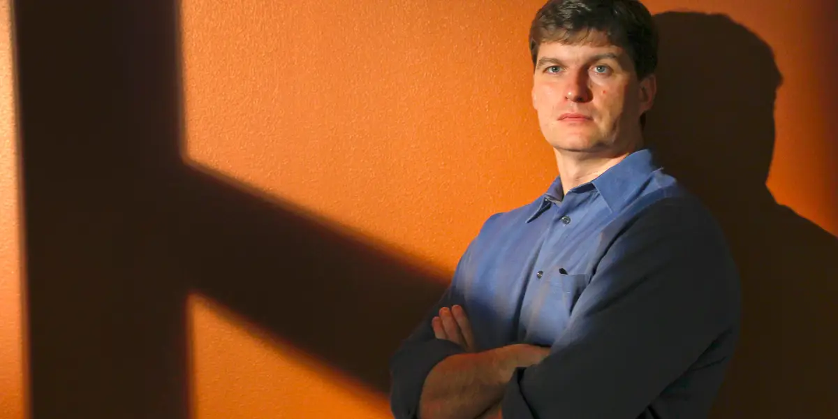 “大空头”投资者迈克尔·伯里 (Michael Burry) 表示英伟达面临“严峻竞争”