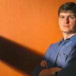 “大空头”迈克尔·伯里（Michael Burry）可能成功押注人工智能芯片股