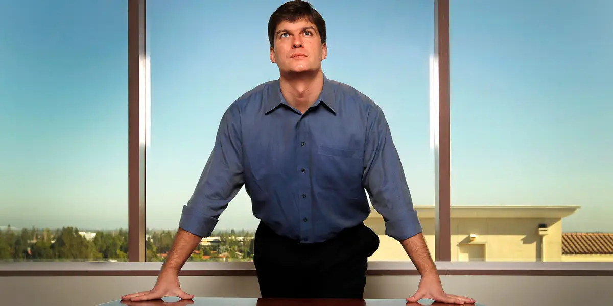 迈克尔·伯里 (Michael Burry) 表示人工智能叙事带有互联网泡沫和房地产泡沫的影子