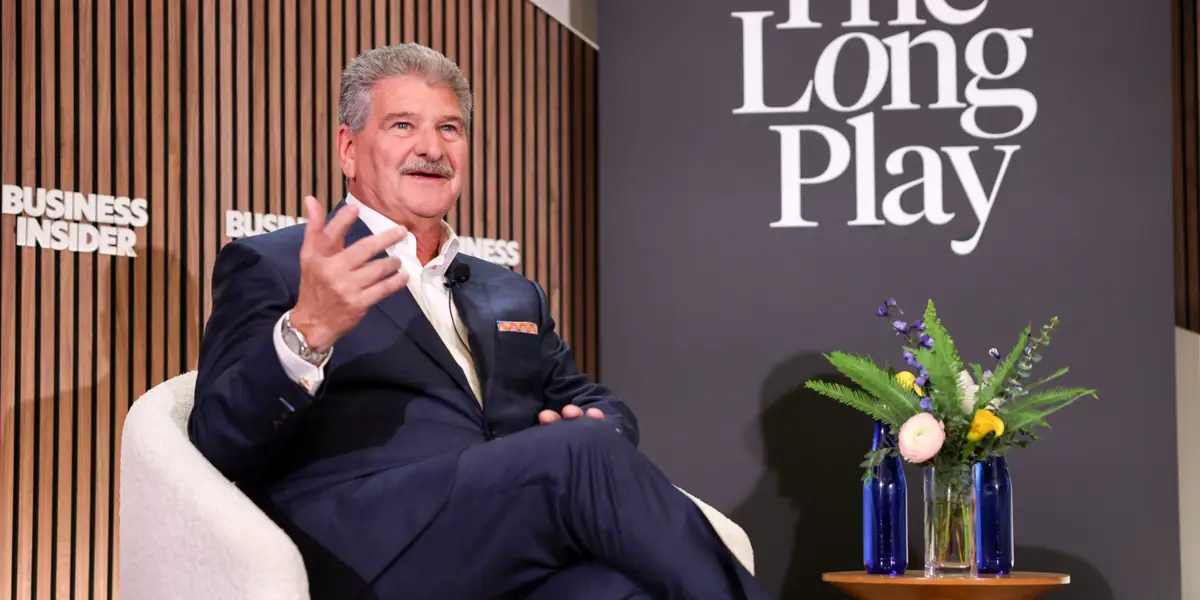 WeWork 首席执行官解释如何修复受损的公司